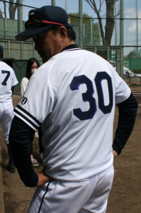 野球部監督の後ろ姿